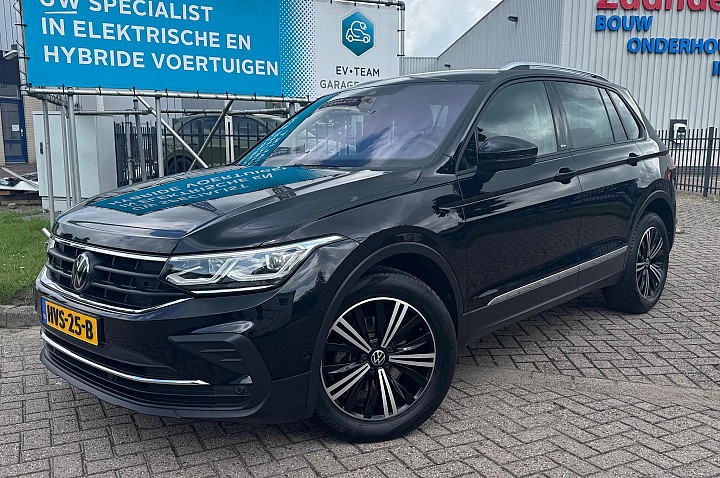 Volkswagen Tiguan verkocht 1.5 TSI ACC/CAMERA/CARPLAY/HARMEN/KARDON/KEYLESS