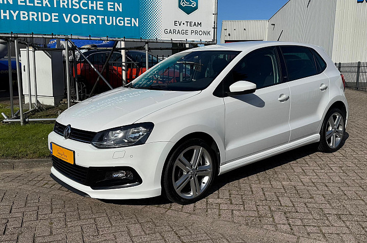Volkswagen Polo 1.2 TSI R-Line NAVIGATIE/CLIMA/STOELVERWARMIING