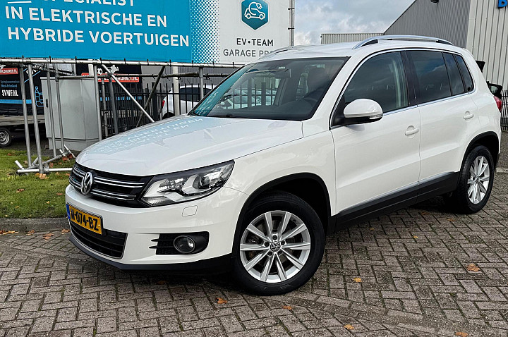 Volkswagen Tiguan 1.4 TSI Sport&Style NAVI/PDC/XENON/CRUIS