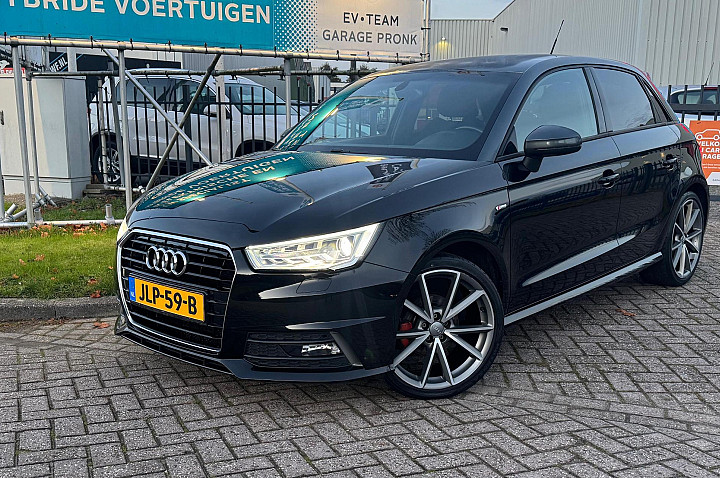 Audi A1 Sportback verkocht 1.0 TFSI S-Line XENON/NAVI/PDC/BLUETOOHT